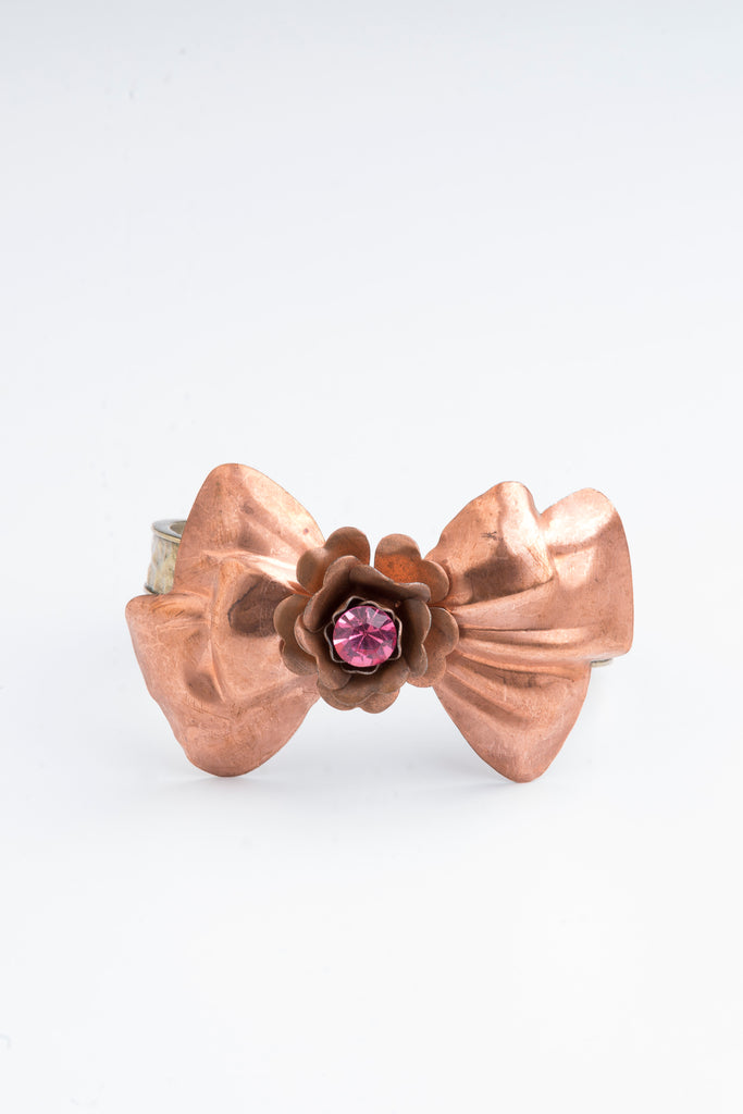 A Little Coppery Bow to Lighten your Senses