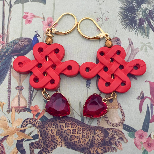 Vintage Ruby Crystal Heart&nbsp;
Chinese Good Luck Talisman
16 Carat Gold Filled Ear Post