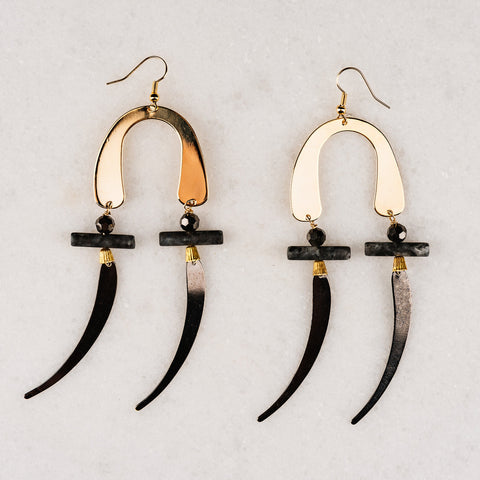 Dark Meadow | Hematite Agate Crystal | Vintage golden arched earrings