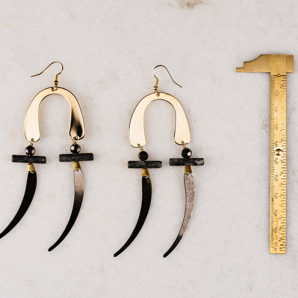 Dark Meadow | Hematite Agate Crystal | Vintage golden arched earrings